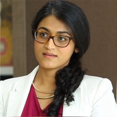 Dr. Mukta Mahajan